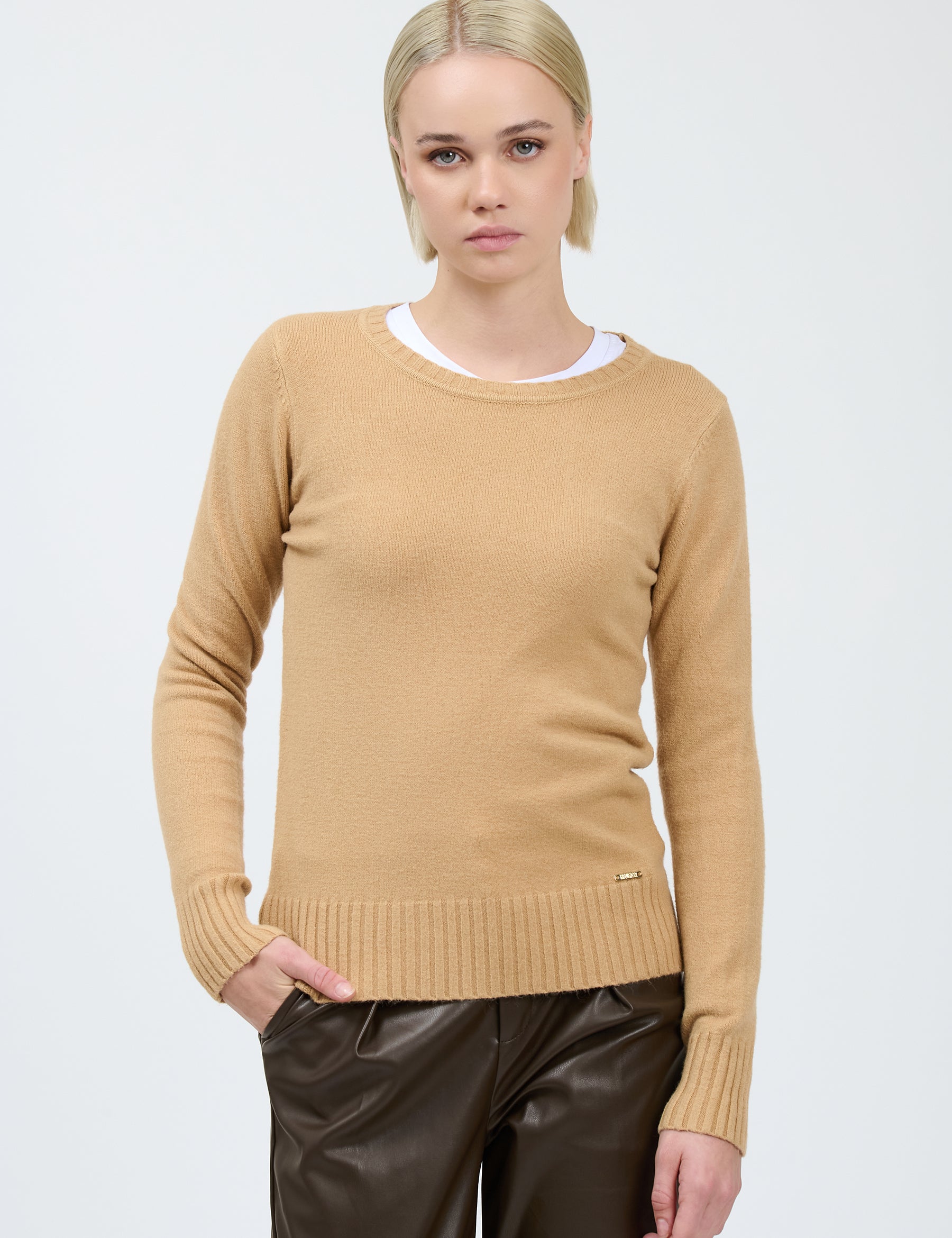 Pull 02J7196